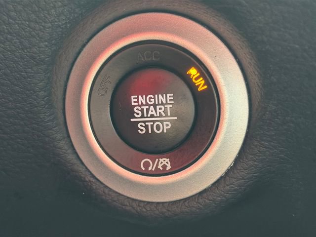 Used 2022 Chrysler Pacifica Touring AWD/4WD image 47