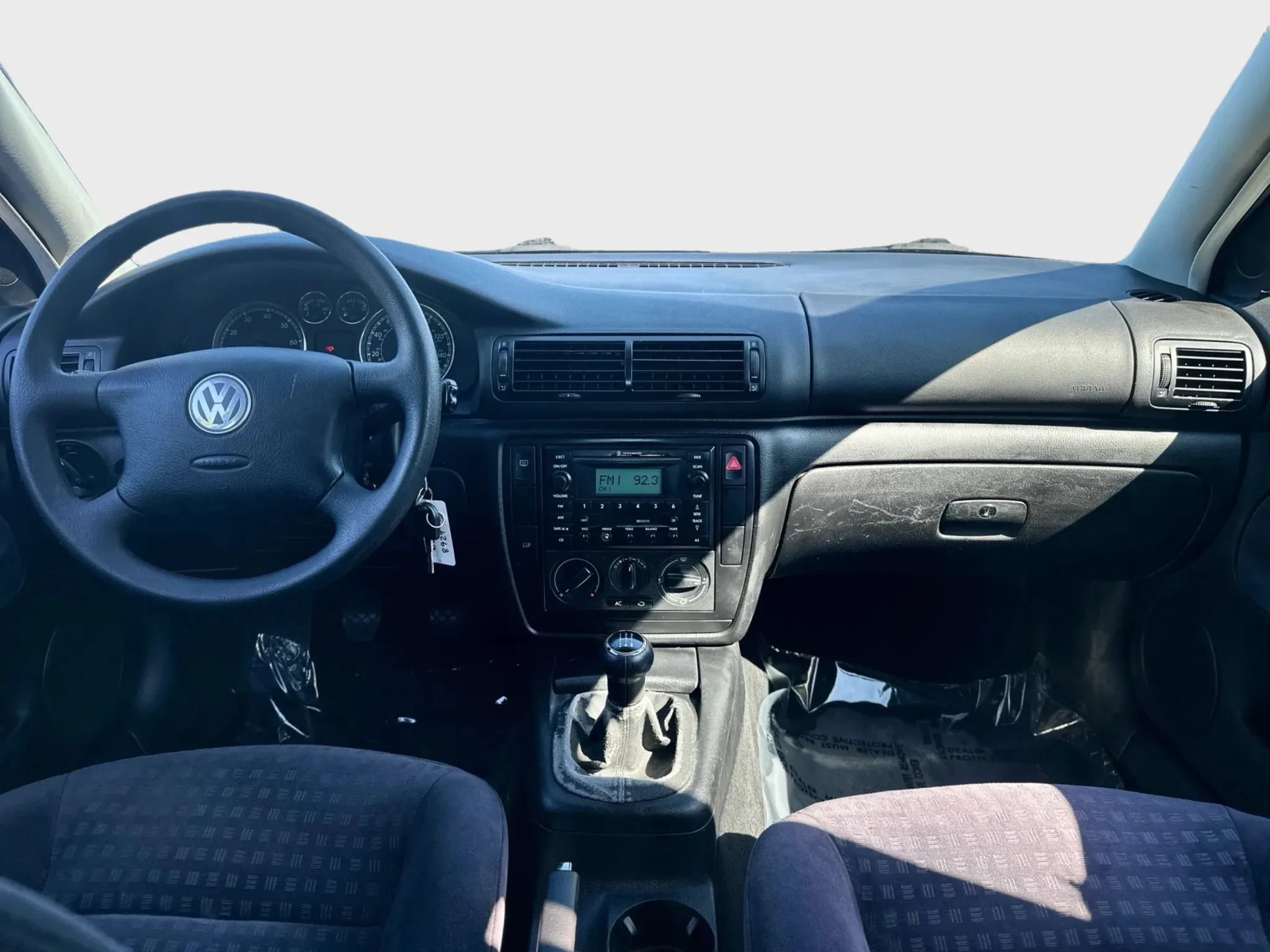 Used 2003 Volkswagen Passat GL FWD image 25