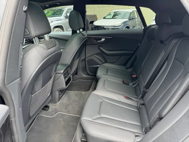 Used 2021 Audi Q8 Premium Plus w/ Premium Plus Package AWD/4WD image 24