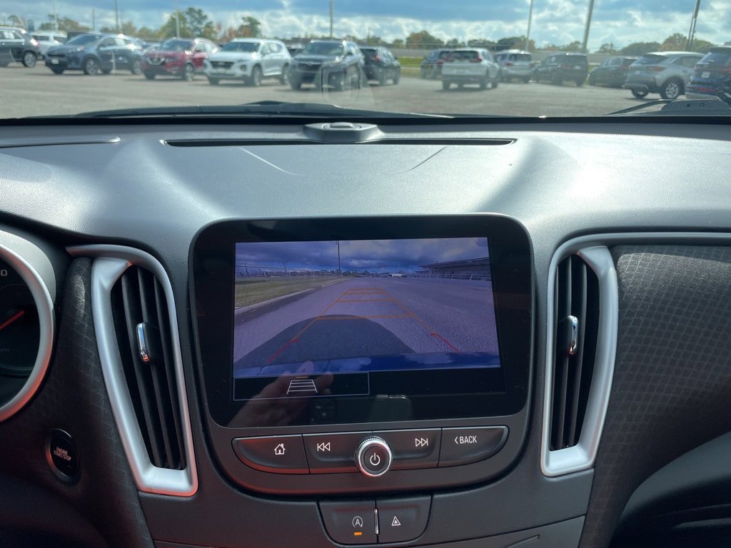 Used 2023 Chevrolet Malibu LT image 20