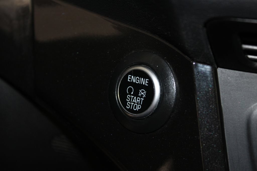 Used 2018 Ford Escape Titanium w/ Ford Safe & Smart Package FWD image 47