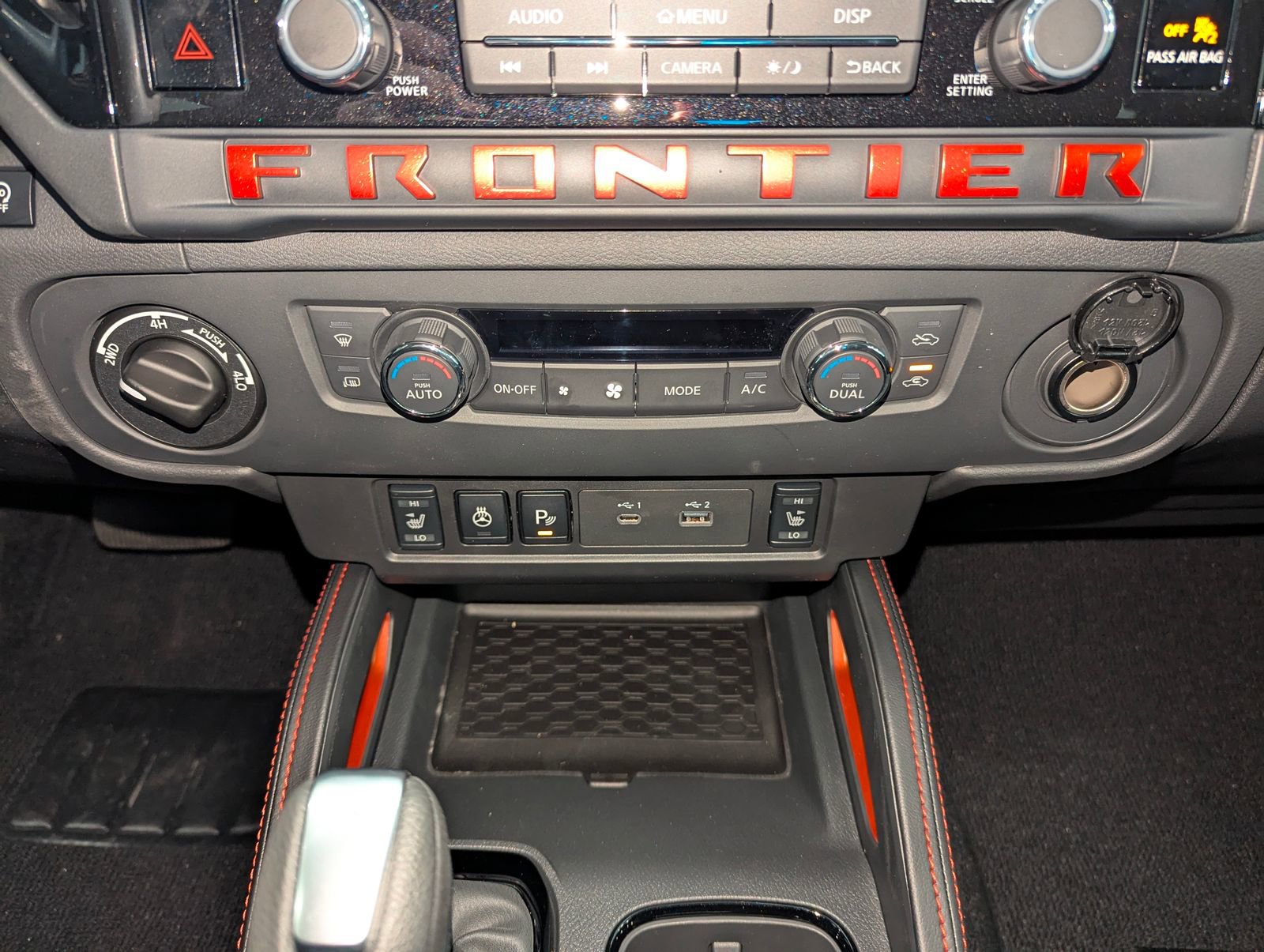 New 2025 Nissan Frontier PRO-4X w/ Pro Convenience Package image 22