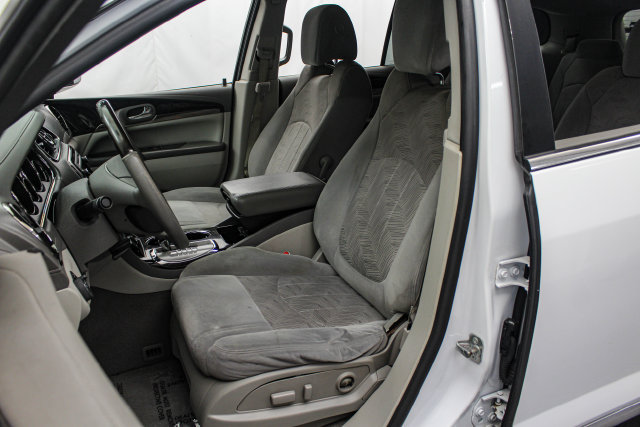 Certified 2016 Buick Enclave Convenience FWD image 14