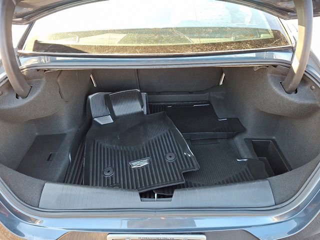 Certified 2022 Cadillac CT4 Luxury w/ Sun And Sound Package image 31