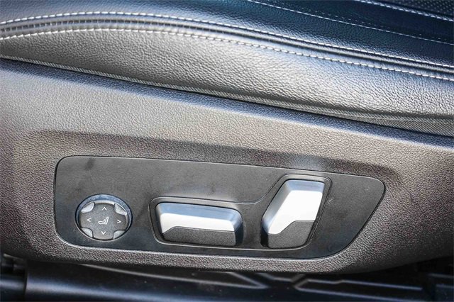 Used 2023 BMW 330i Sedan image 23