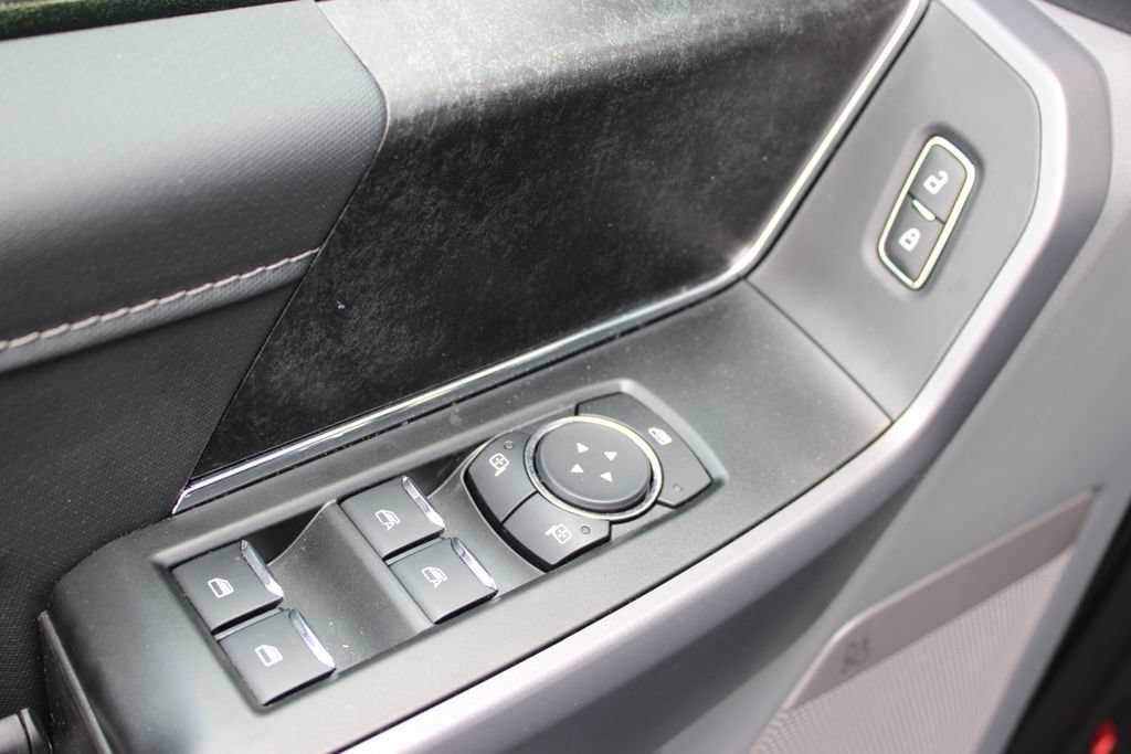 New 2025 Ford F150 Lightning Flash AWD/4WD image 6
