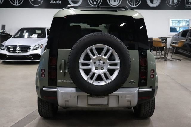 Used 2020 Land Rover Defender 110 S image 4