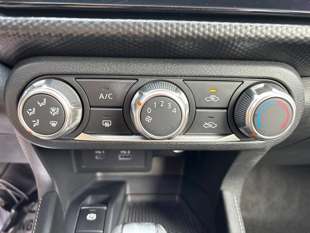 Certified 2024 Nissan Kicks SV FWD image 29