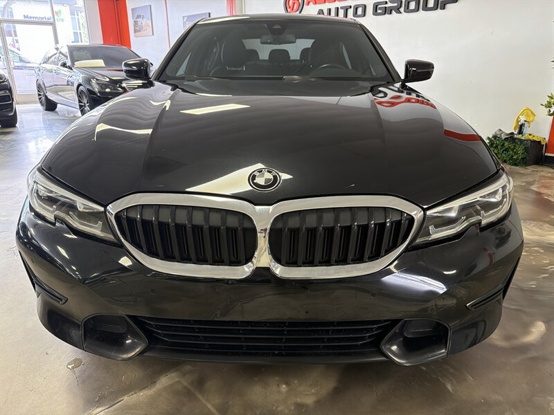 Used 2019 BMW 330i Sedan w/ Convenience Package RWD image 3