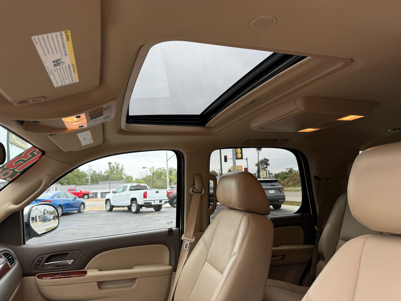 Used 2013 Chevrolet Tahoe LTZ image 13