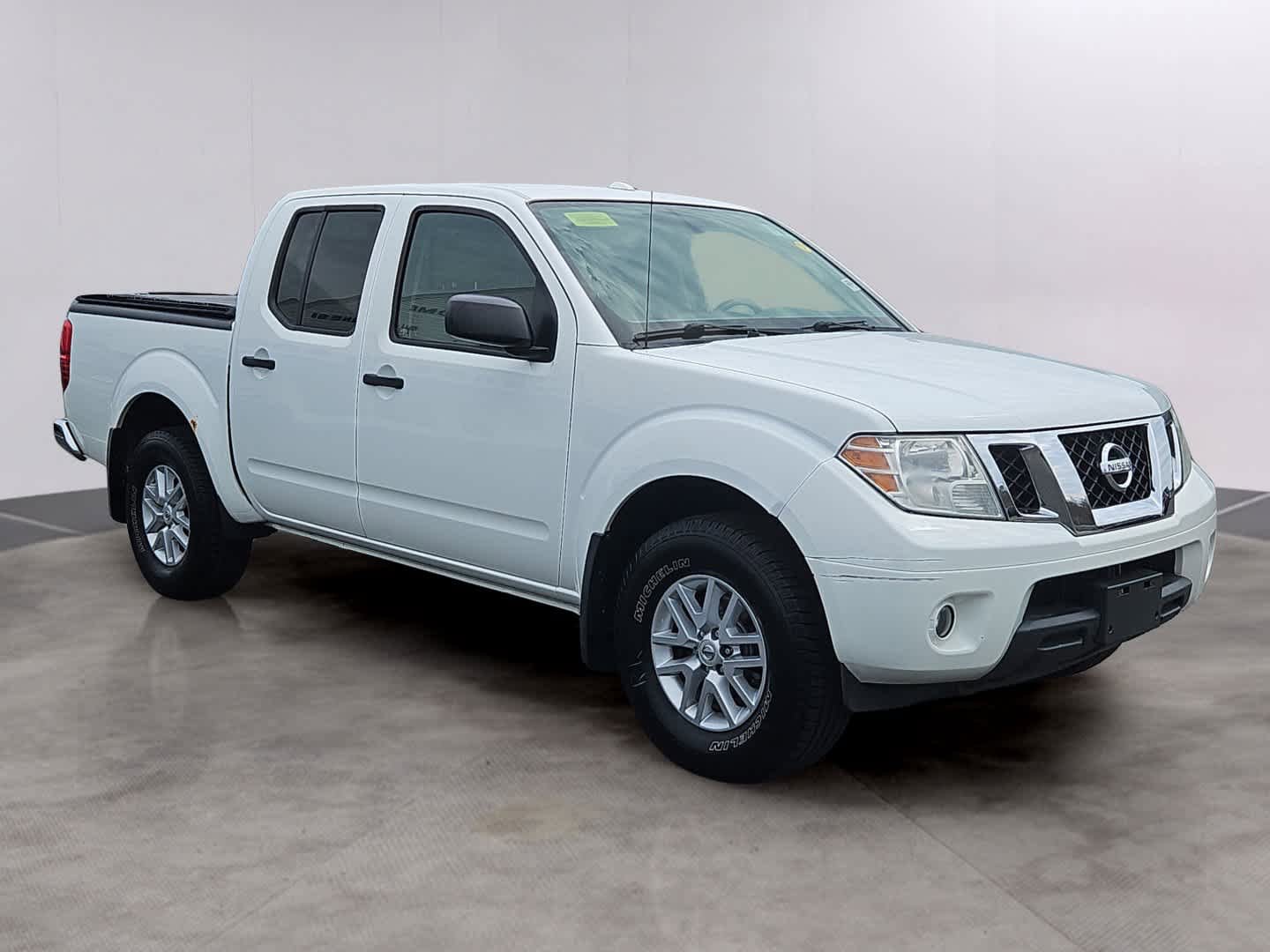 Used 2015 Nissan Frontier SV w/ SV Value Truck Package image 3