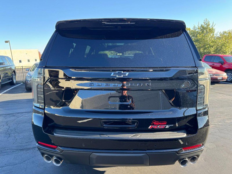 New 2026 Chevrolet Suburban RST image 33