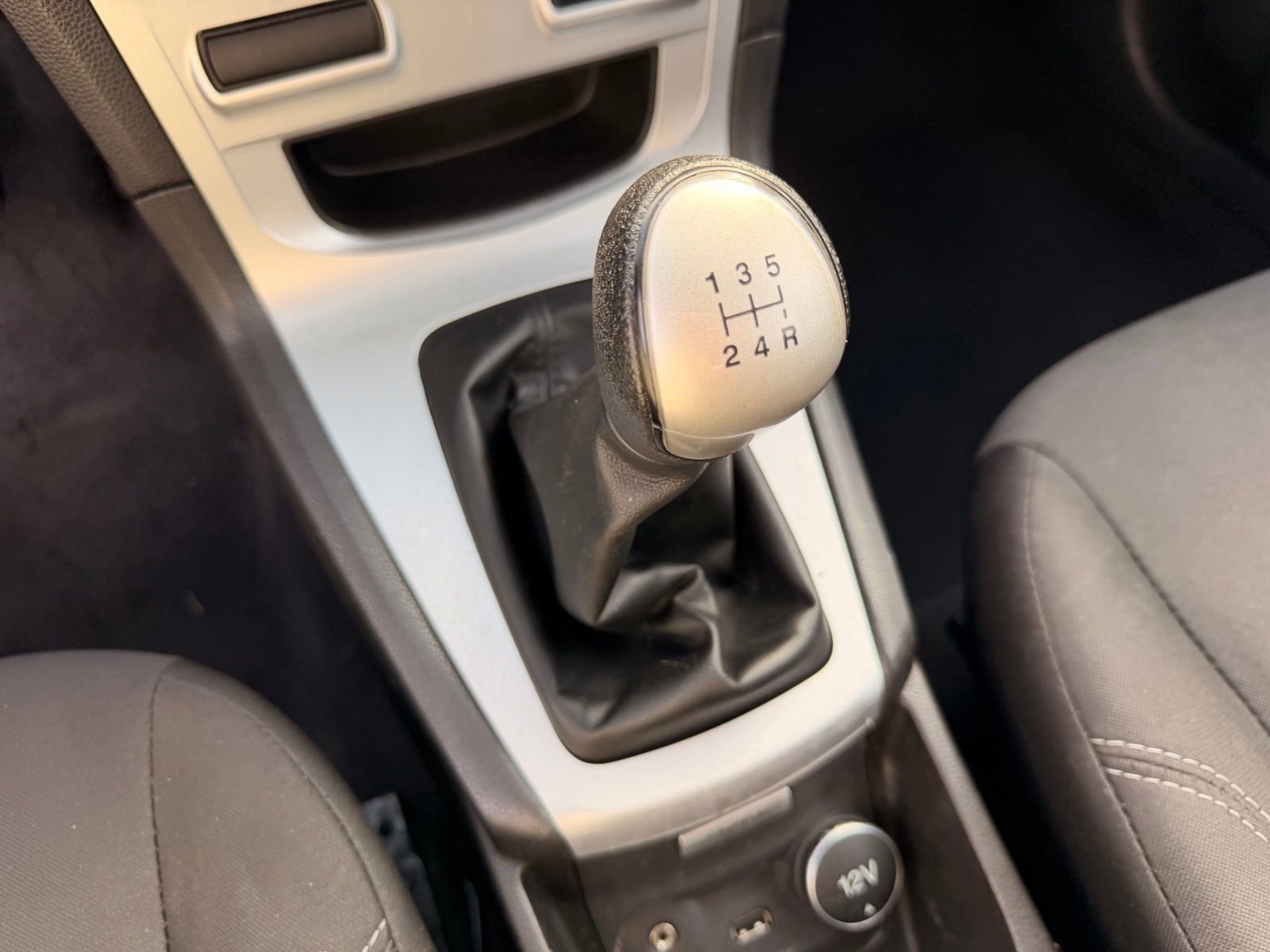 Used 2019 Ford Fiesta SE FWD image 13