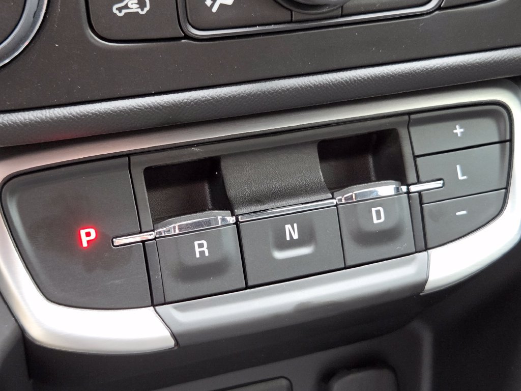 Used 2023 GMC Terrain SLE w/ Driver Convenience Package AWD/4WD image 36