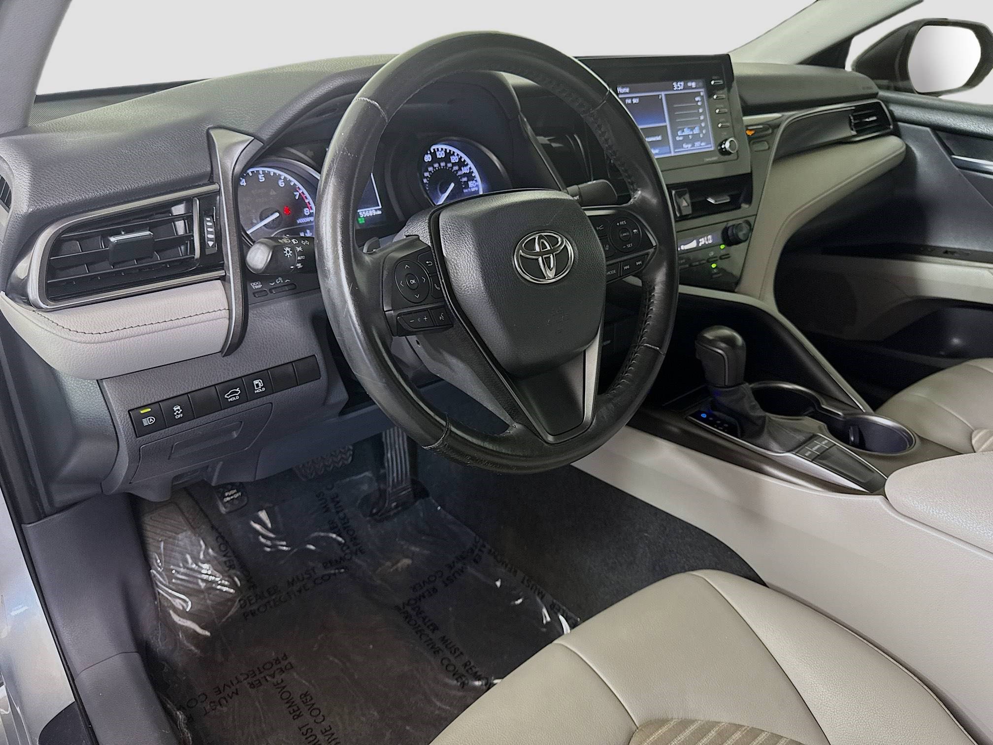 Used 2023 Toyota Camry SE image 20
