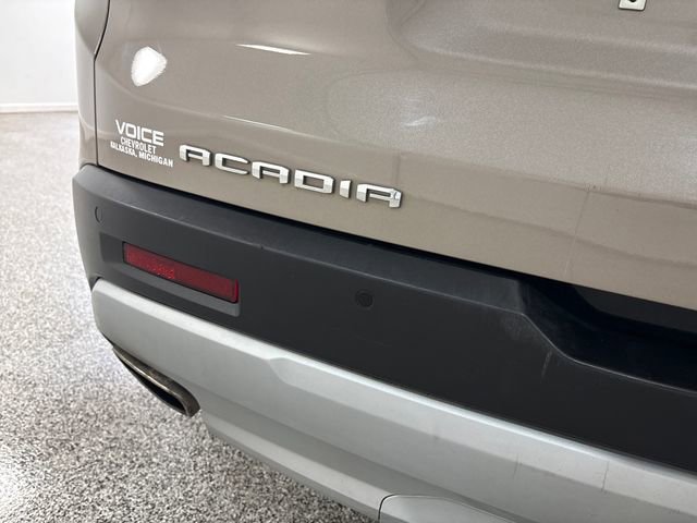 Used 2023 GMC Acadia SLE w/ Driver Convenience Package image 31
