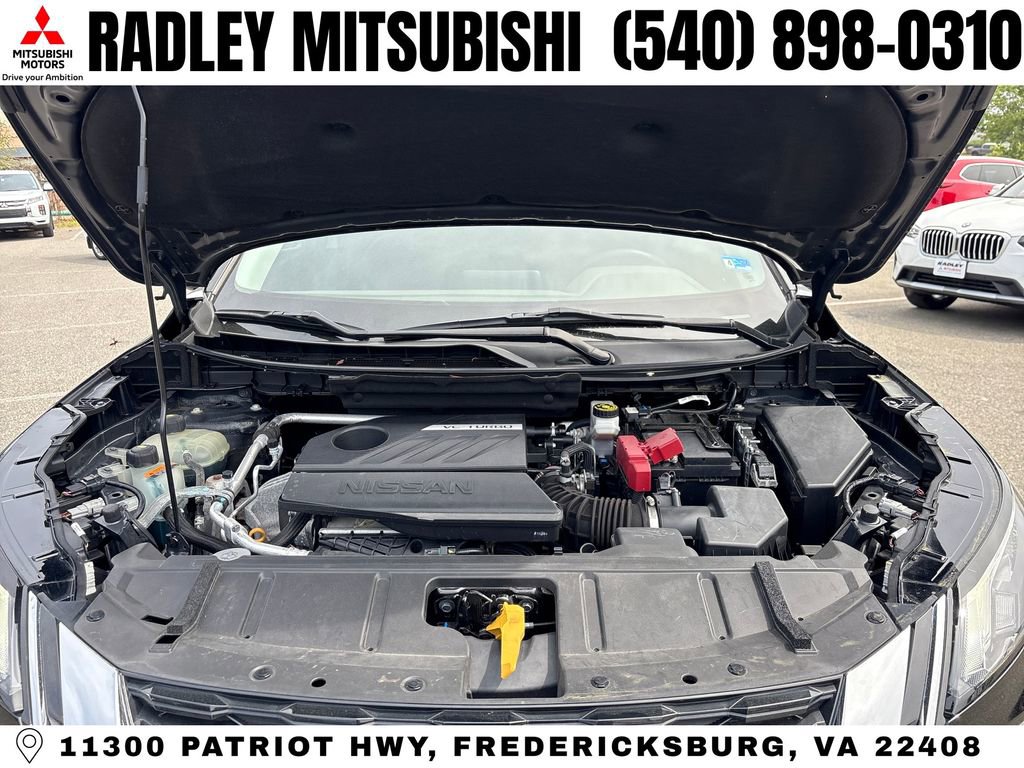 Used 2023 Nissan Rogue SV w/ SV Premium Package AWD/4WD image 16