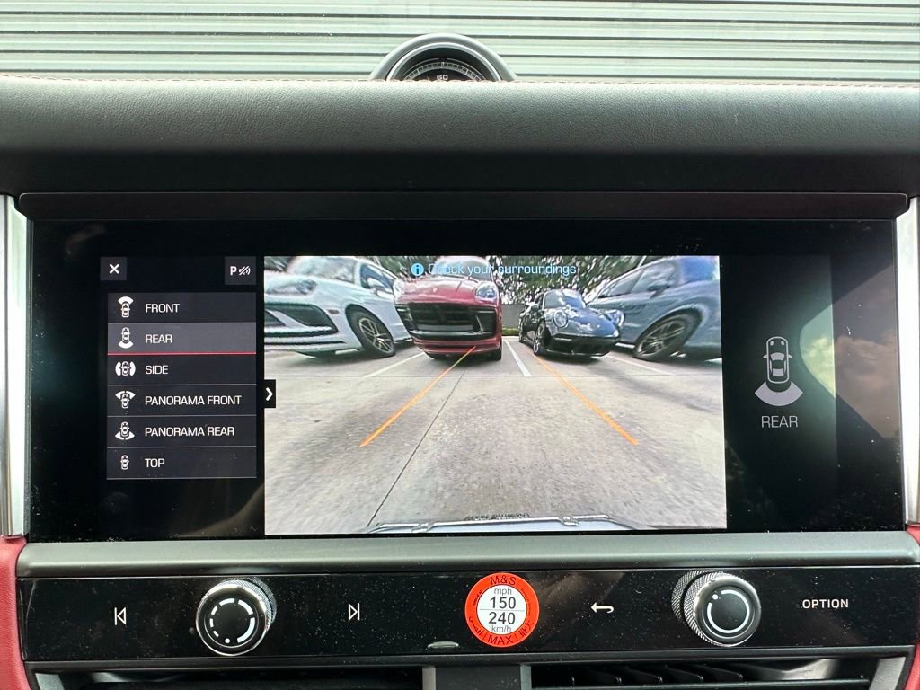 Certified 2023 Porsche Macan S image 34