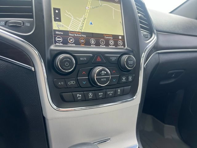 Used 2018 Jeep Grand Cherokee Limited AWD/4WD image 20