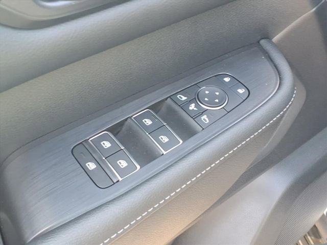 Certified 2025 Nissan Armada PRO-4X w/ Pro-4X Premium Package image 17