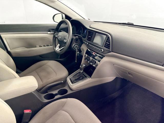 Used 2020 Hyundai Elantra SEL FWD image 39