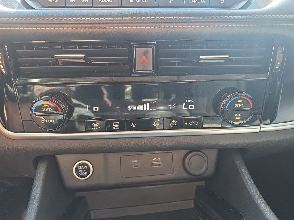 Used 2022 Nissan Rogue SV FWD image 28
