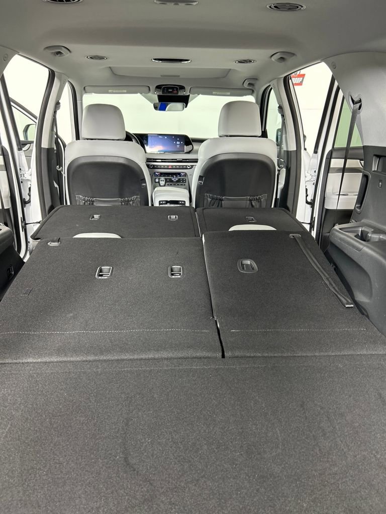 Used 2025 Hyundai Palisade SEL image 31