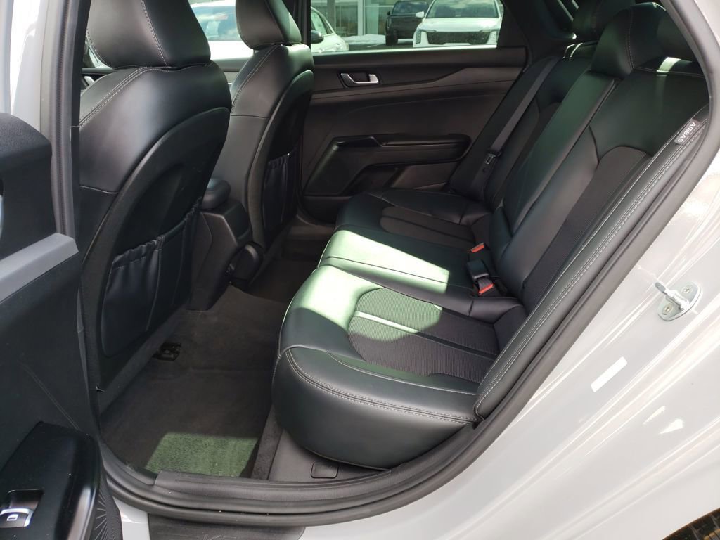 Used 2023 Kia K5 GT-Line image 26