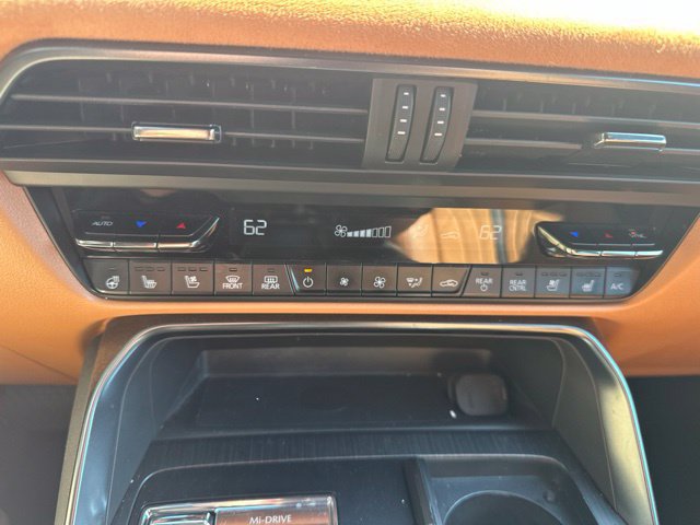 Certified 2024 MAZDA CX-90 3.3 Turbo S w/ Premium Plus AWD/4WD image 27
