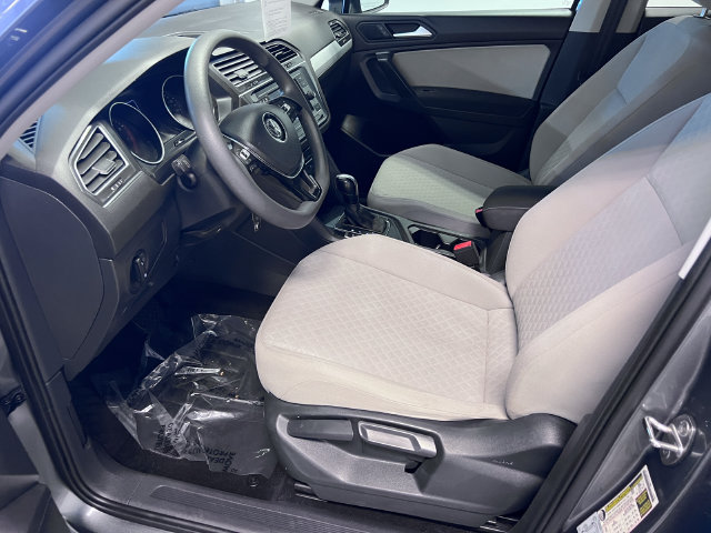 Used 2021 Volkswagen Tiguan S FWD image 6
