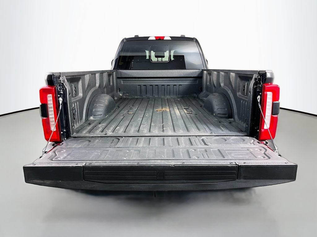Used 2025 Ford F450 Lariat w/ Lariat Ultimate Package AWD/4WD image 10