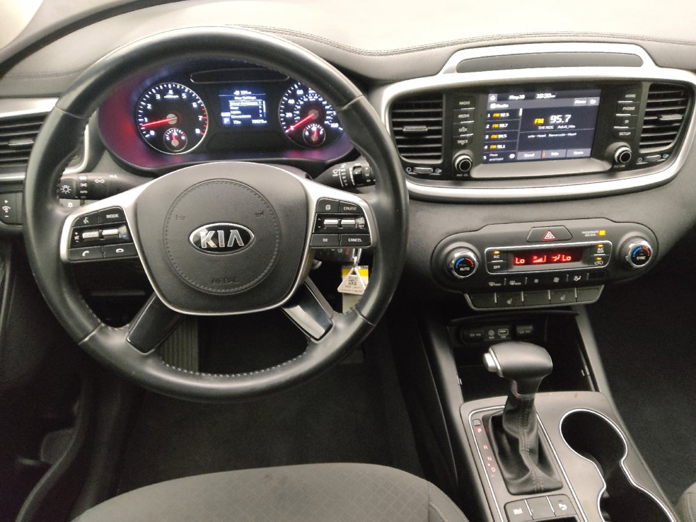 Used 2019 Kia Sorento S FWD image 22
