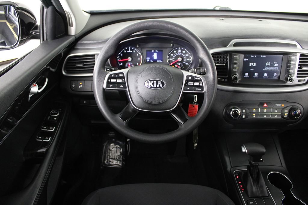 Used 2020 Kia Sorento LX image 6