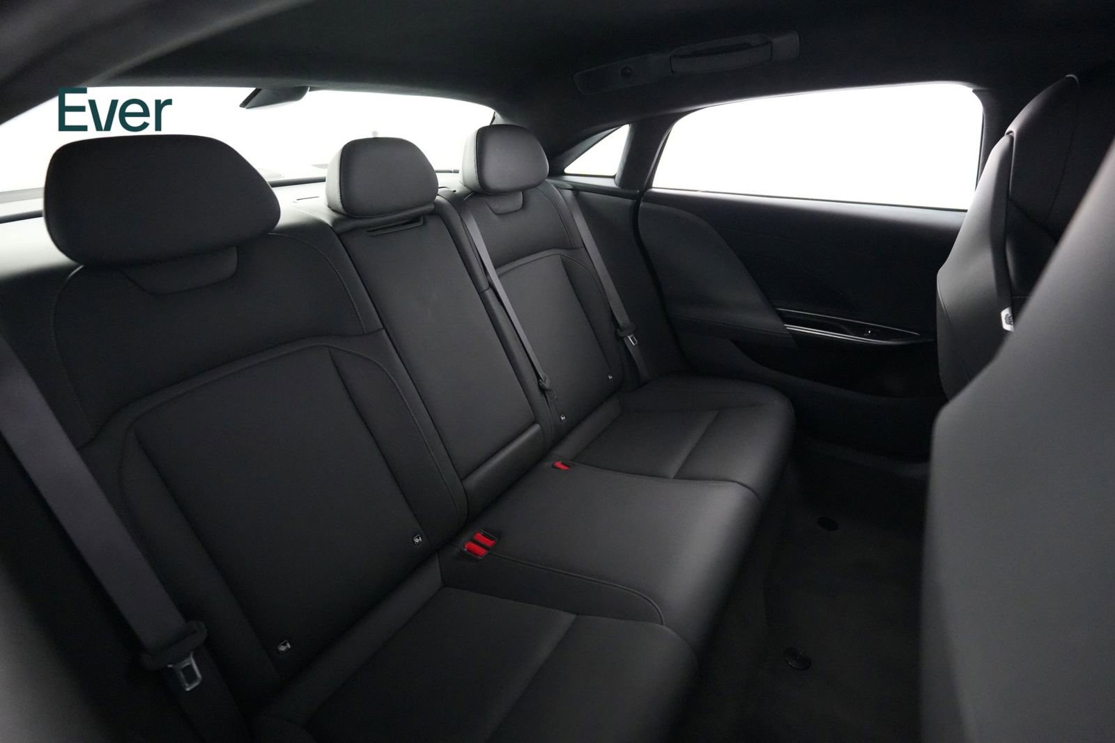 Used 2023 Lucid Air Pure AWD/4WD image 5