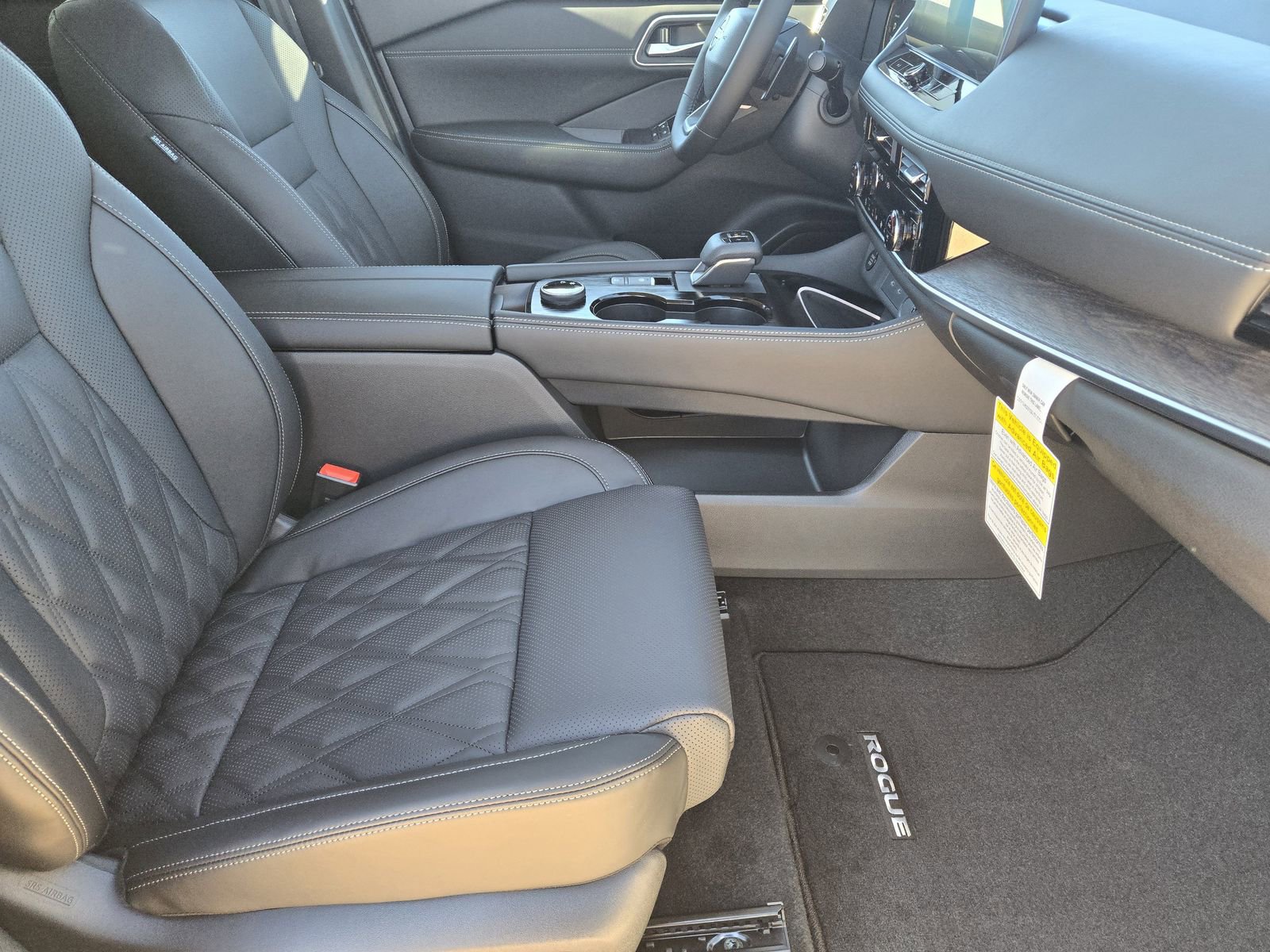 New 2026 Nissan Rogue Platinum image 13