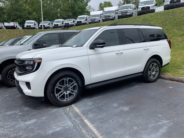New 2025 Ford Expedition Active RWD image 5
