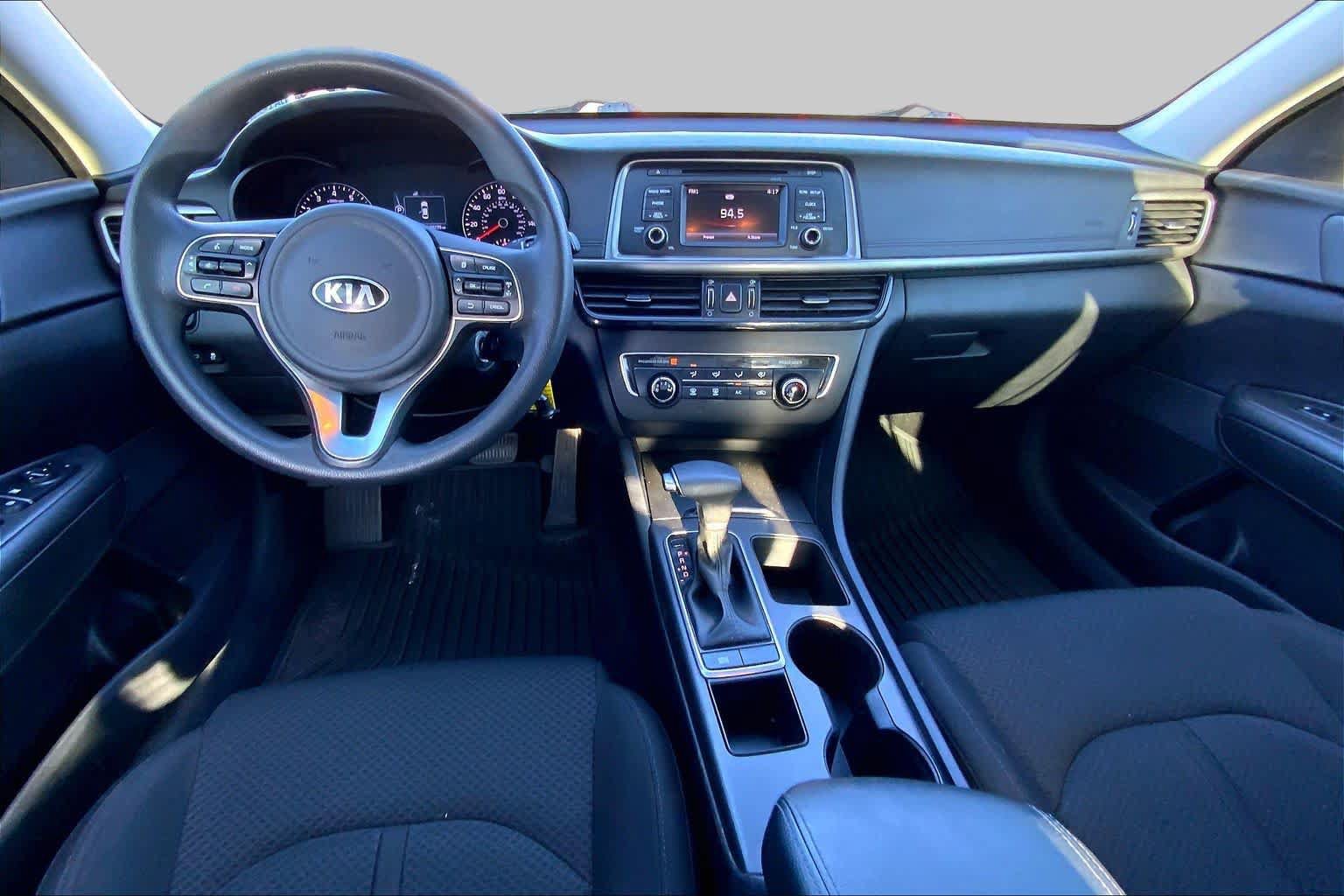 Used 2017 Kia Optima LX FWD image 16