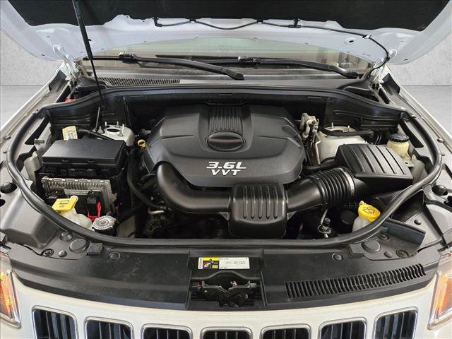 Used 2014 Jeep Grand Cherokee Limited RWD image 24