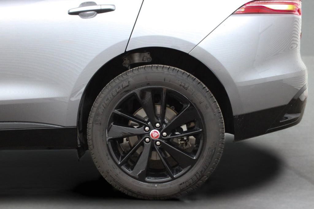 Used 2022 Jaguar F-PACE S AWD/4WD image 8