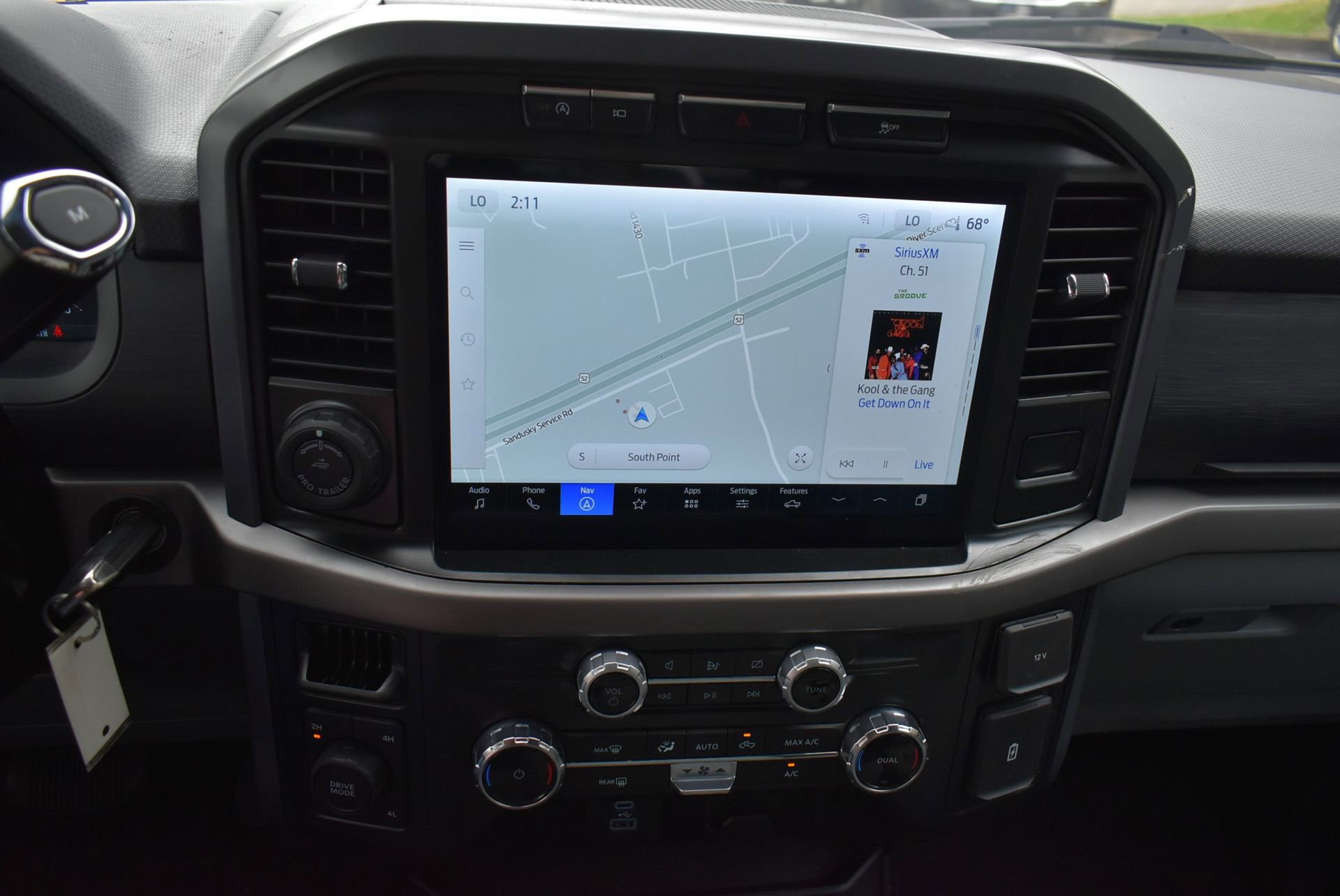 Used 2024 Ford F150 XLT image 23