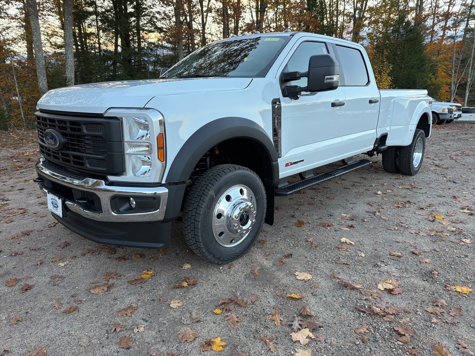 New 2026 Ford F450 4x4 Crew Cab Super Duty image 3