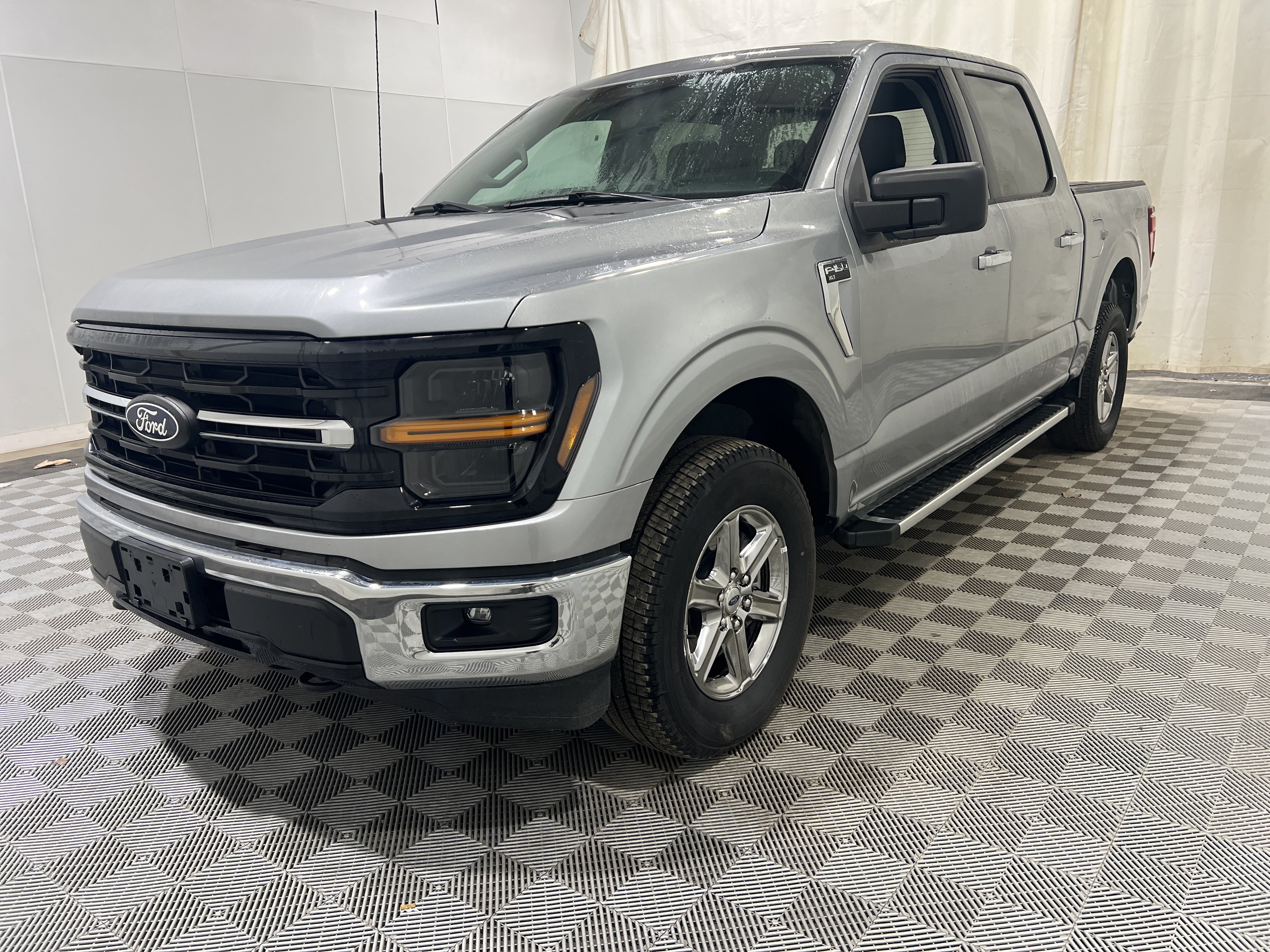 Used 2025 Ford F150 XLT w/ Equipment Group 301A Standard AWD/4WD image 1