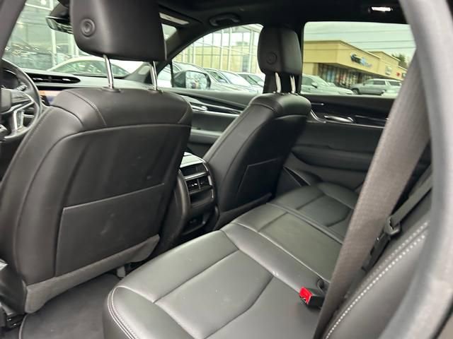 Used 2023 Cadillac XT5 Premium Luxury w/ Technology Package image 12