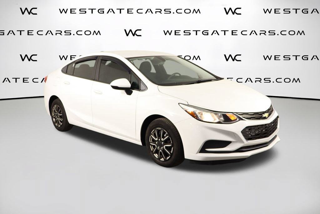 Used 2017 Chevrolet Cruze LS FWD image 37