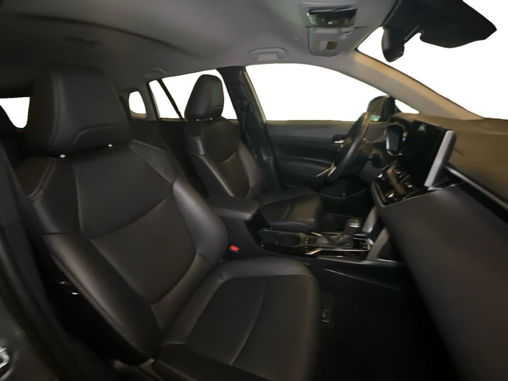 Certified 2024 Toyota Corolla Cross XLE image 15