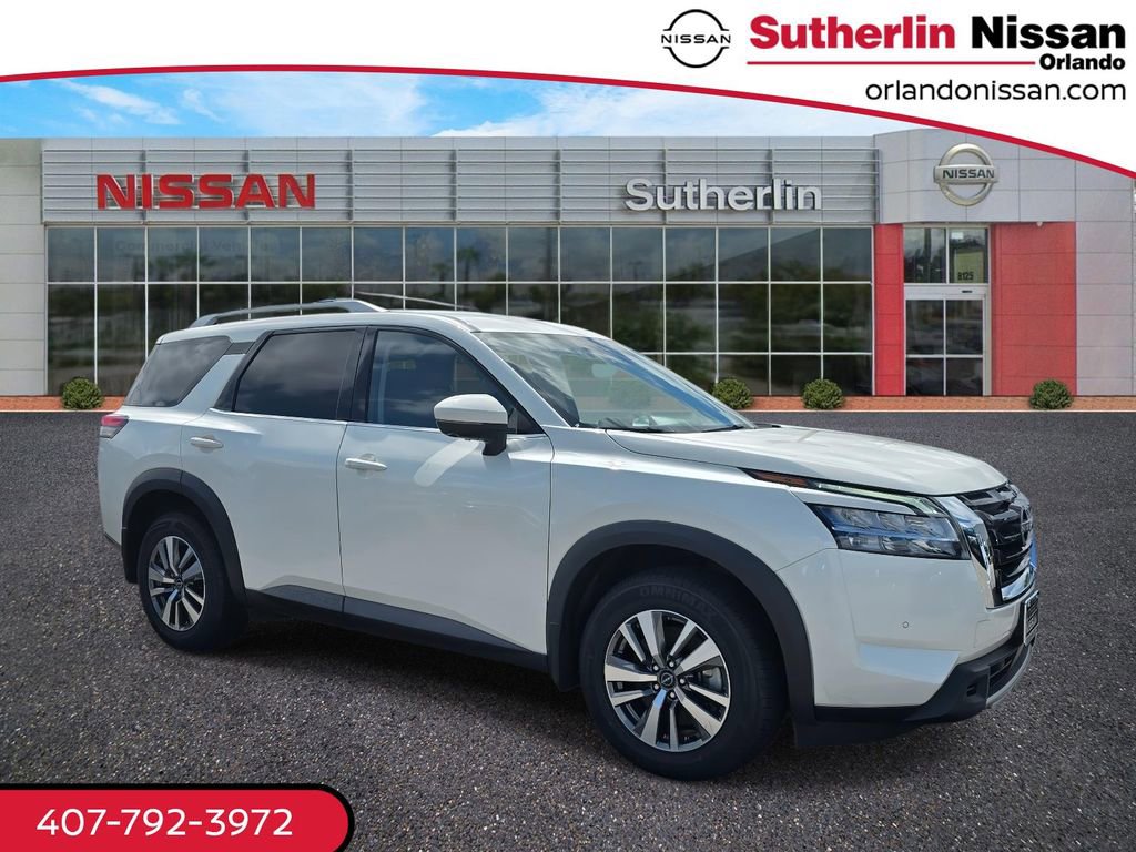 Used 2023 Nissan Pathfinder SL