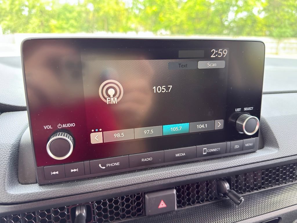 Used 2025 Honda CR-V EX image 39