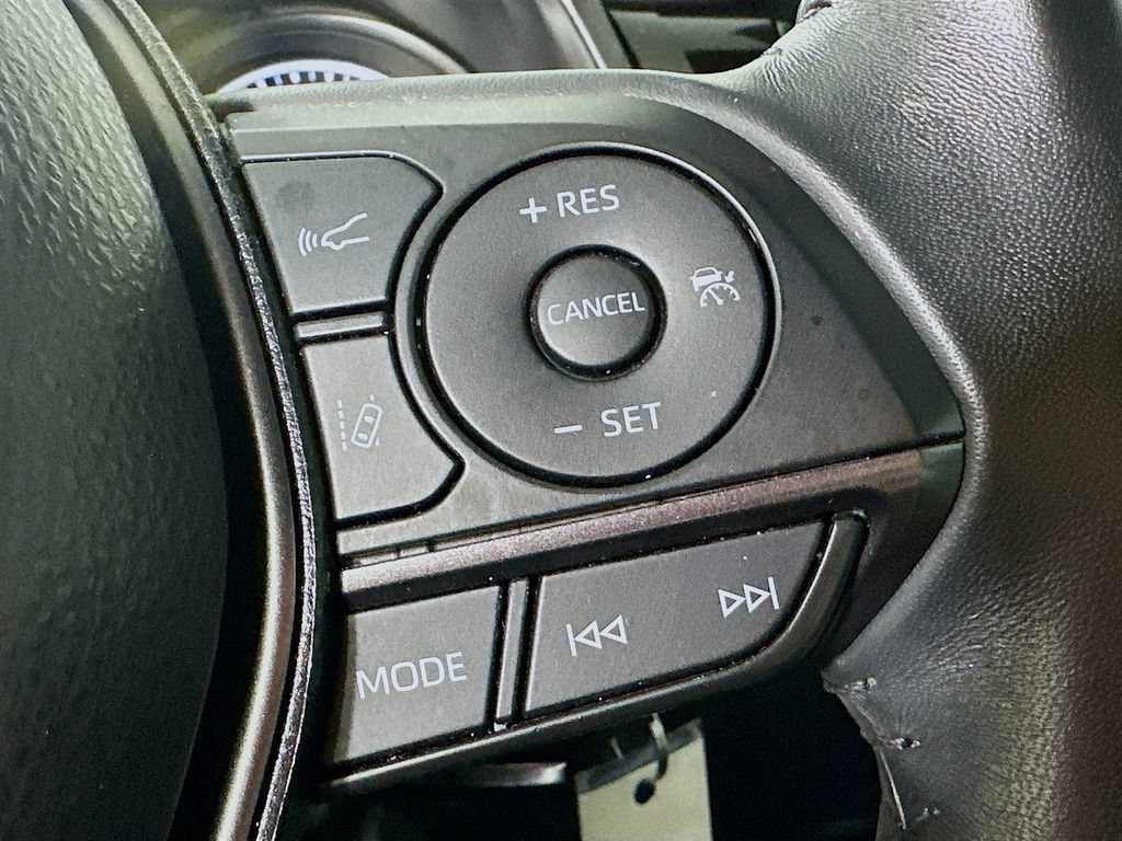 Used 2024 Toyota Camry SE FWD image 23