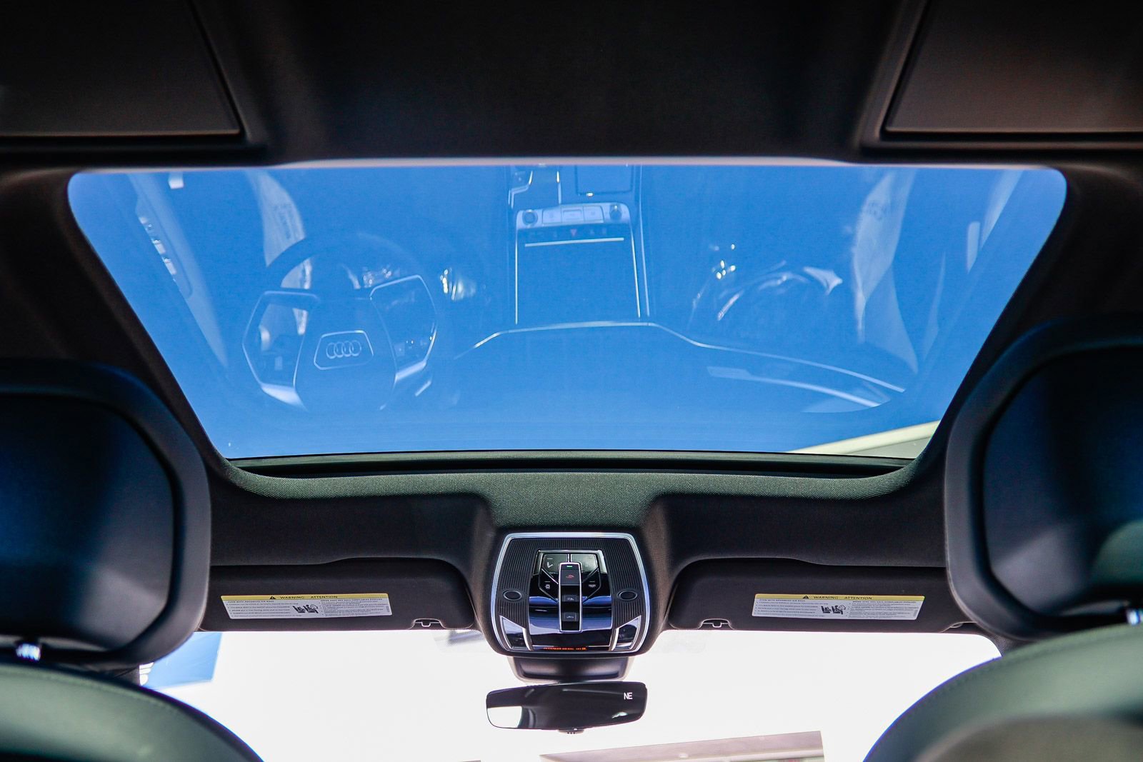 Used 2025 Audi A8 L 3.0T image 16