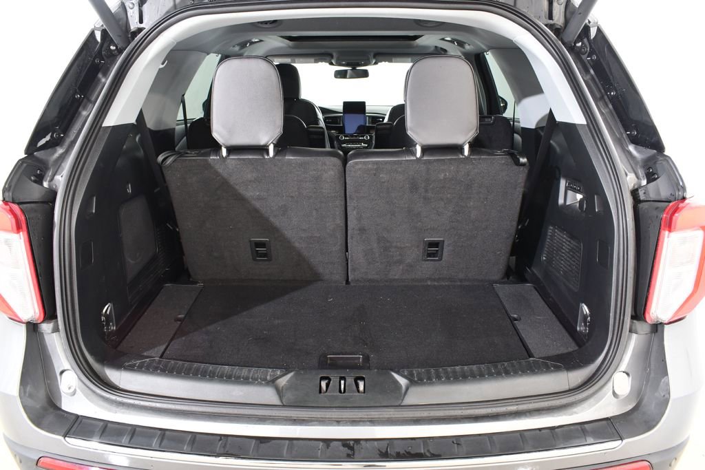 Used 2023 Ford Explorer Limited w/ Limited Technology Package image 21